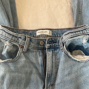 Abercrombie 90s relaxed jeans